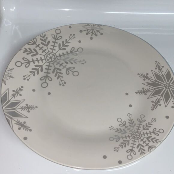 VGT, Royal Norfolk Silver Snowflake Christmas Winter Dinner Plate Home - Picture 1 of 5